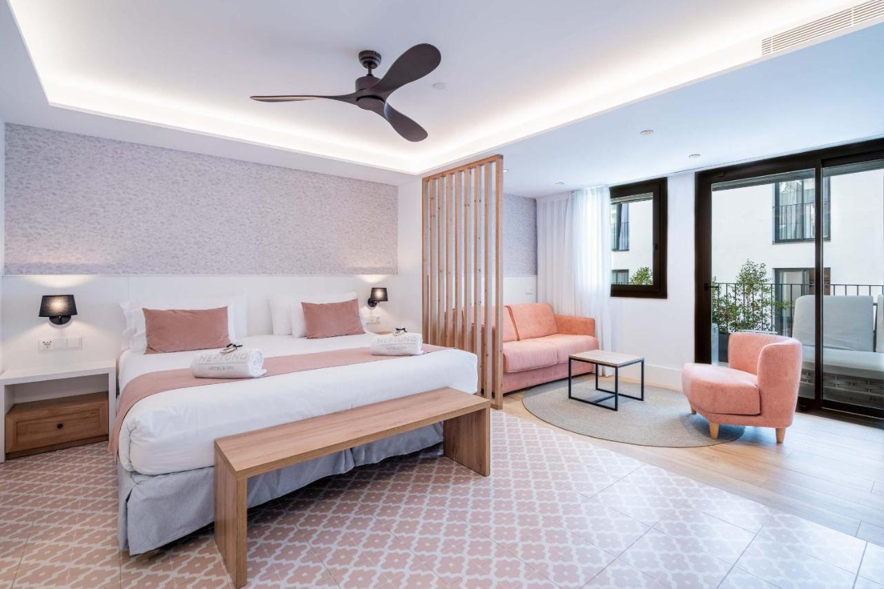 Neptuno Hotel & Spa 4 Sup Calella Bagian luar foto