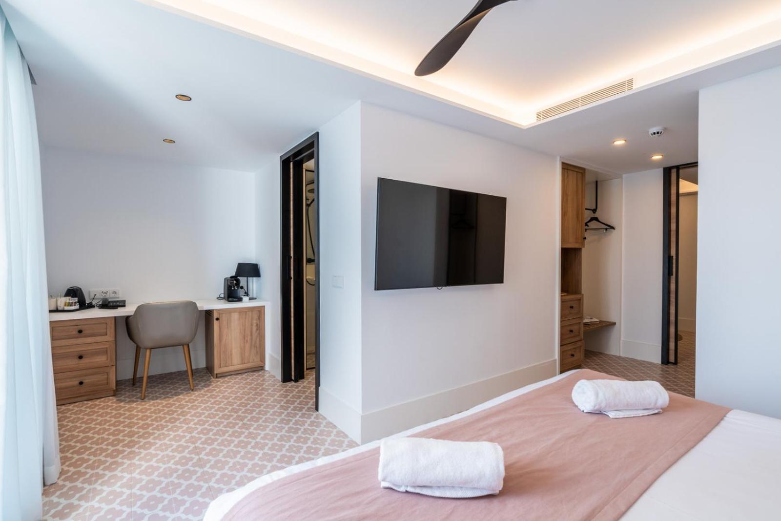 Neptuno Hotel & Spa 4 Sup Calella Ruang foto