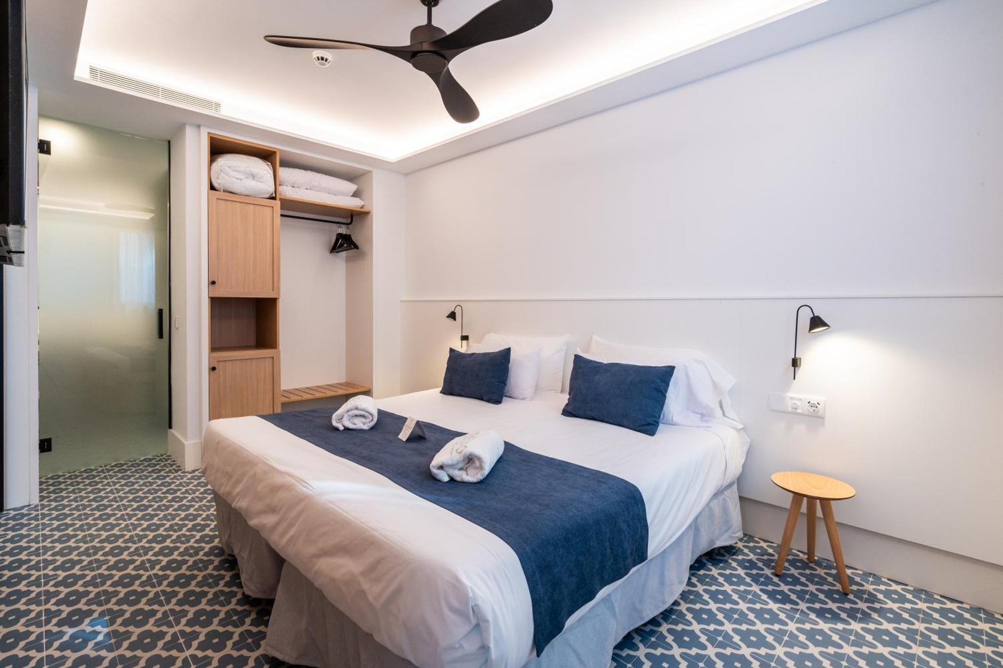 Neptuno Hotel & Spa 4 Sup Calella Ruang foto