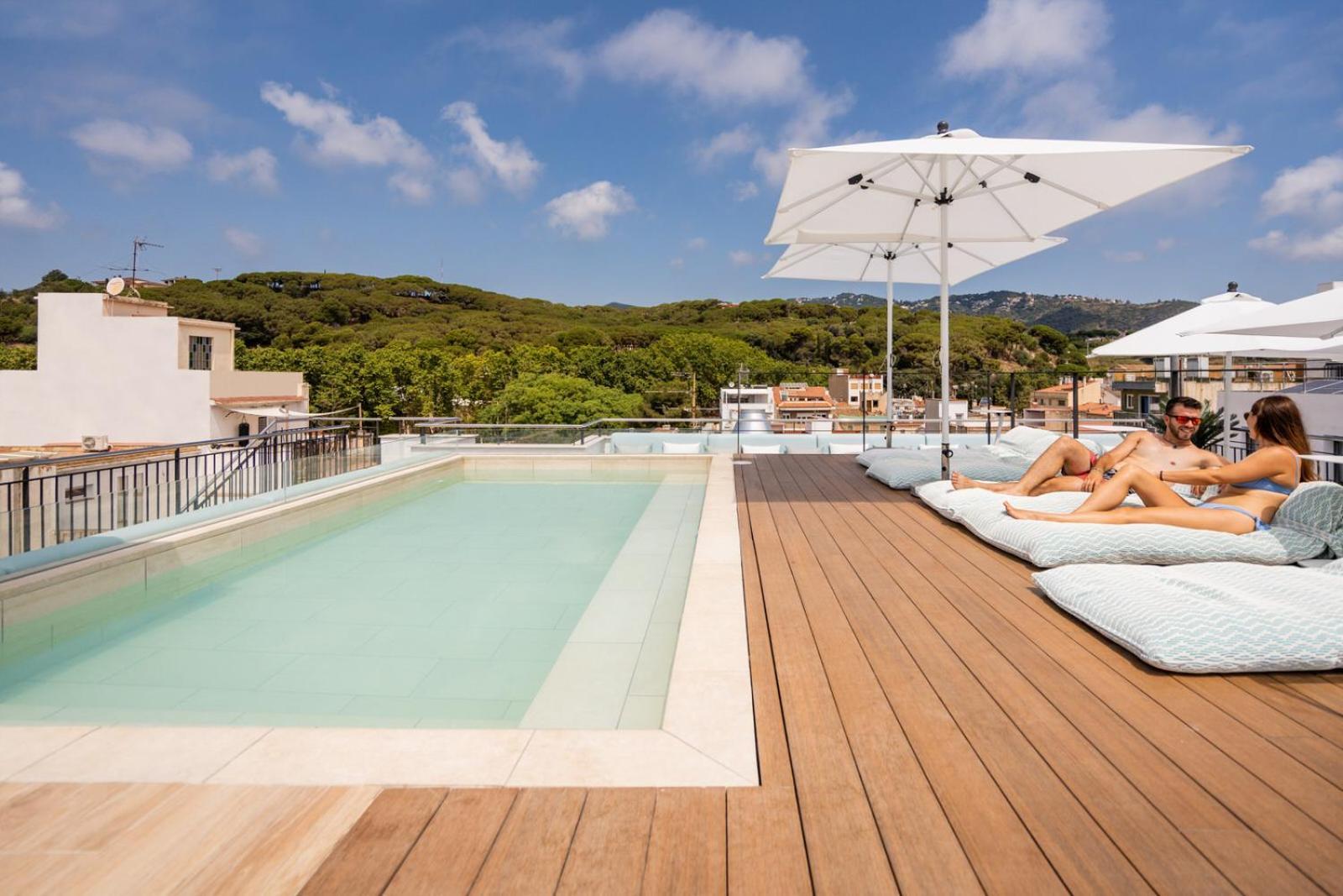 Neptuno Hotel & Spa 4 Sup Calella Bagian luar foto